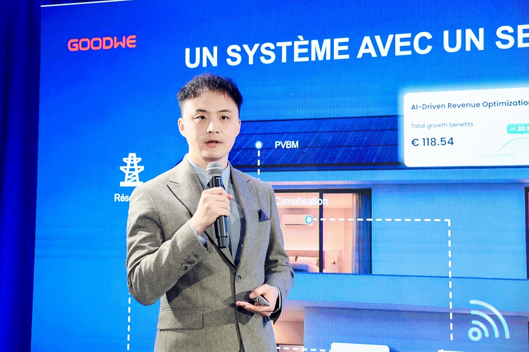 Jianqiu Zheng, Country Manager France, presented the GoodWe energy ecosystem covering generation, grid, consumption, storage and intelligent management - web.jpg