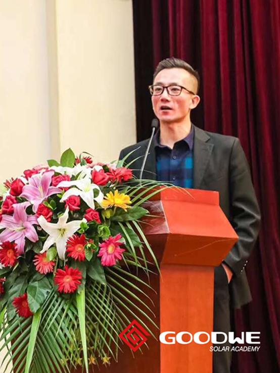 1536130537404929.jpg four.jpg